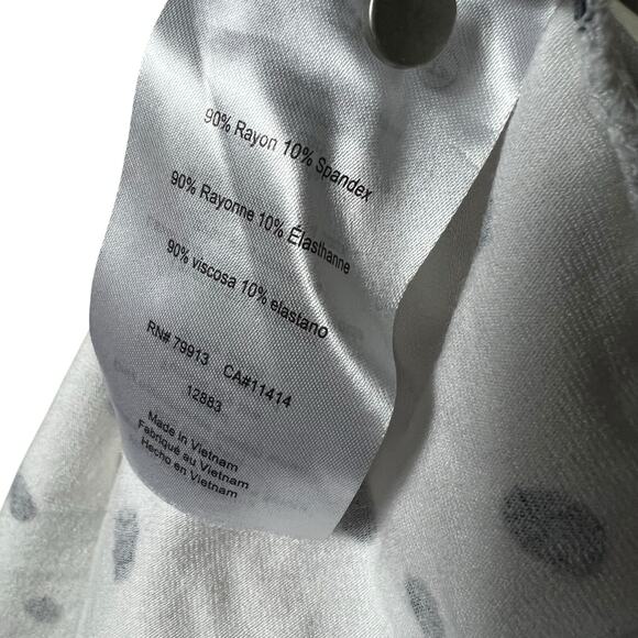 A Pea in the Pod White Black Polka Dot Maternity Top Side Ruched Blouse Size SP - Picture 7 of 9